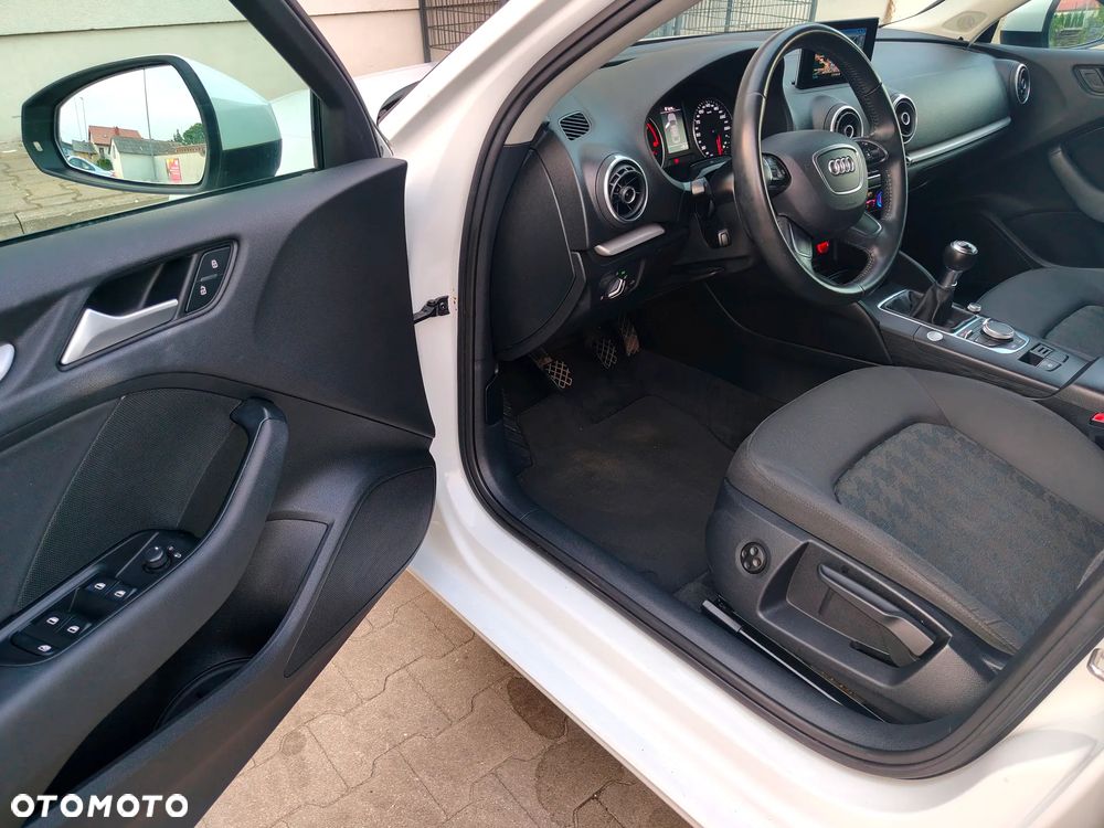 Audi A3 Limousine 1.6 TDI (clean diesel) Attraction - 6