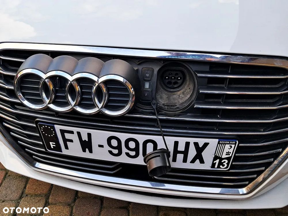 Audi A3 40 TFSIe Sportback S tronic S line - 10