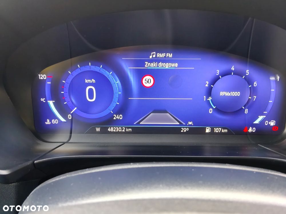 Ford Kuga - 22