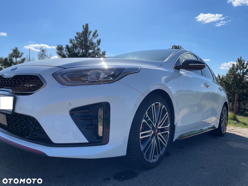 Kia ProCeed - 26