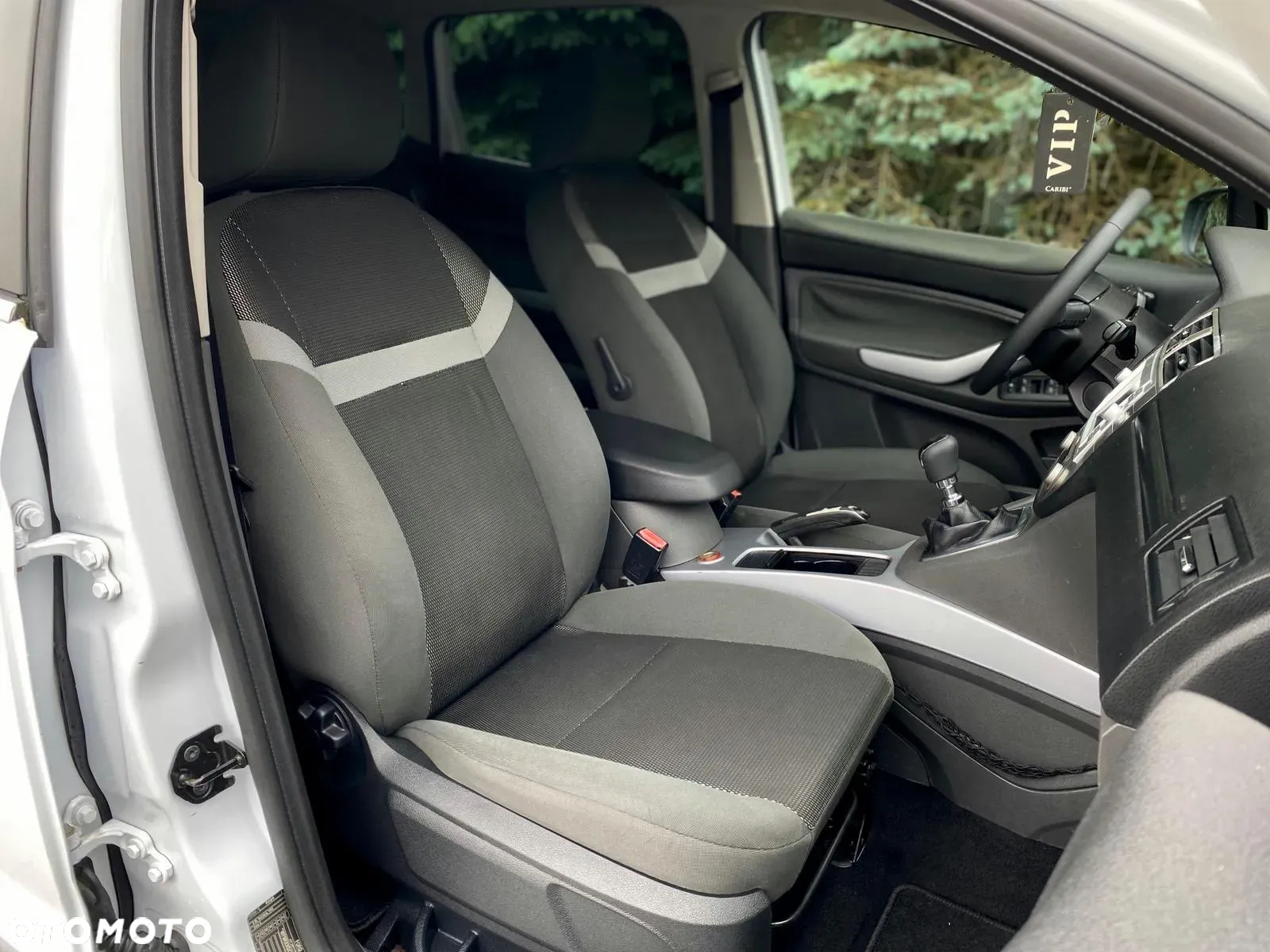 Ford Kuga - 30