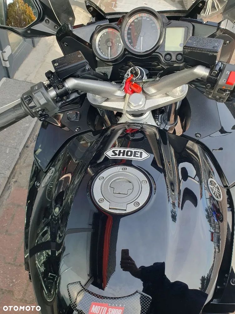 Yamaha FJR - 19