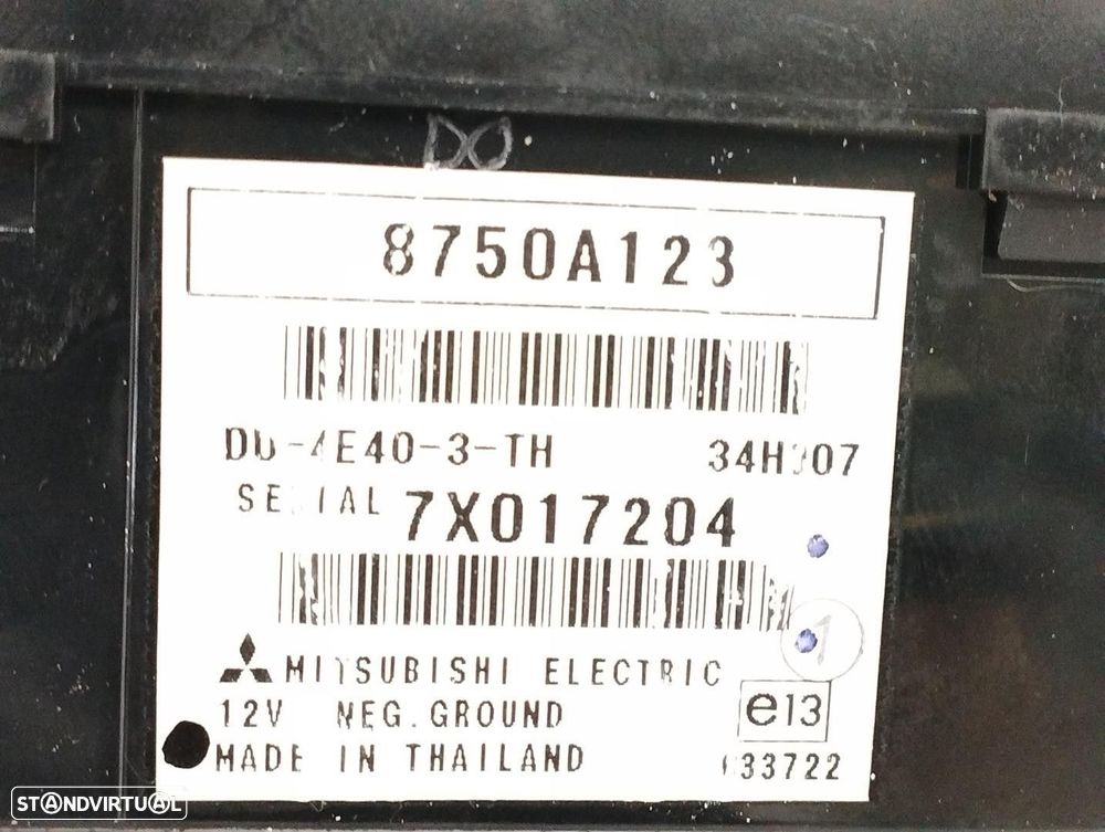 ECRÃ MULTIFUNÇÕES MITSUBISHI COLT VI 2008 -8750A123 - 4