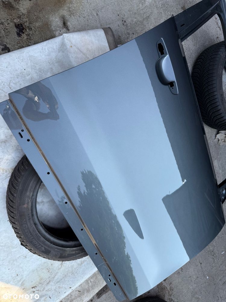 DRZWI PRAWE PRZÓD VOLKSWAGEN SHARAN II 7N0 ALHAMBRA II 7N5 SZRAE STALOWE 7N0831112E 7N083132J - 9