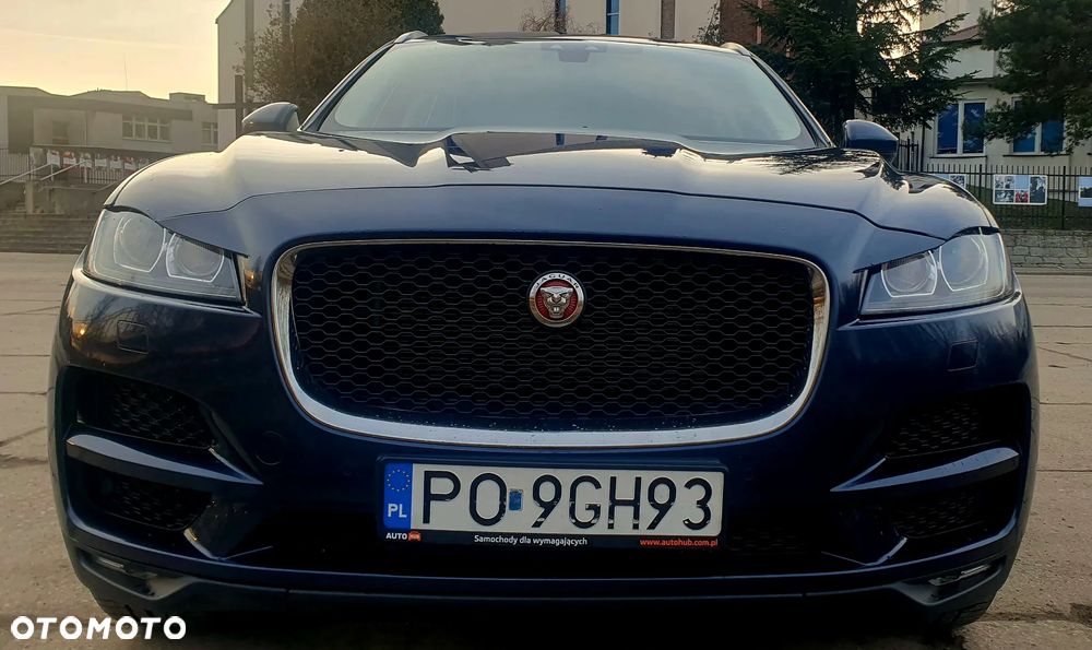 Jaguar F-Pace 2.0 i4D AWD Prestige - 4