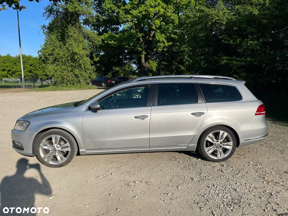 Volkswagen Passat 1.6 TDI Comfortline - 5