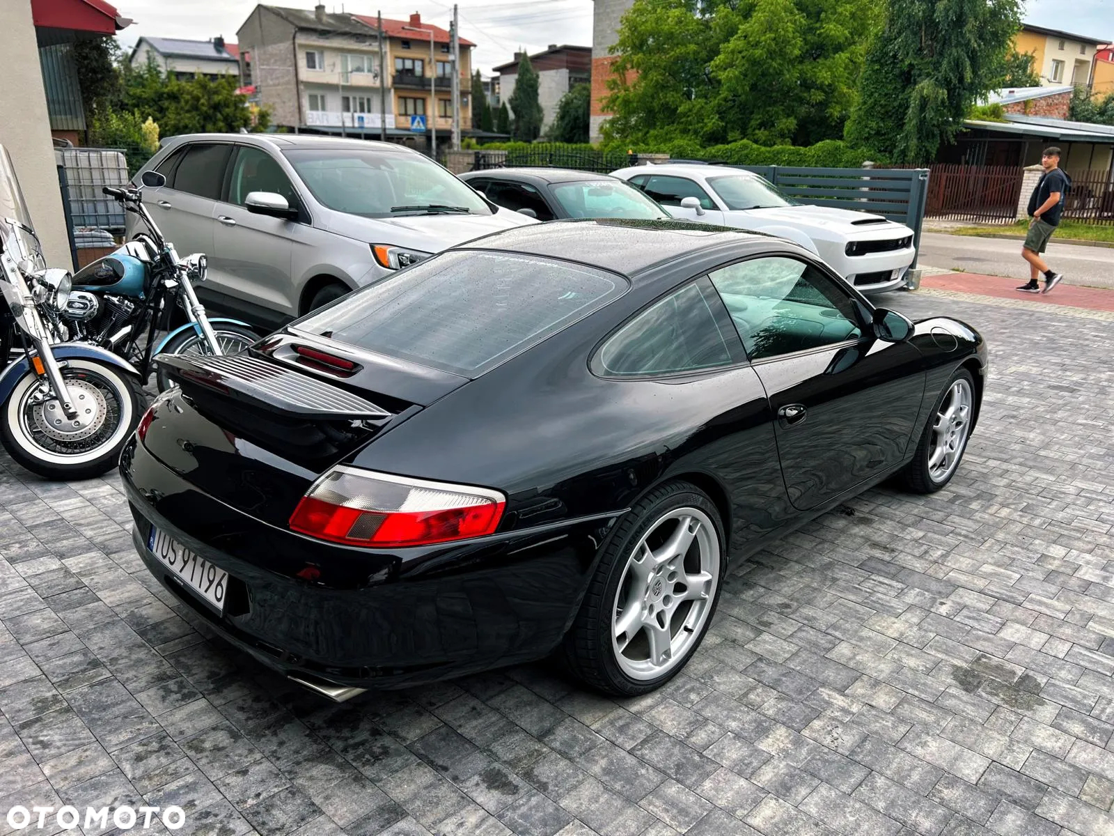 Porsche 911 Carrera - 8