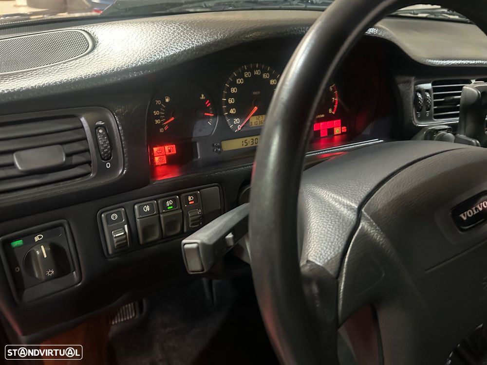 Volvo V70 2.0 T - 14