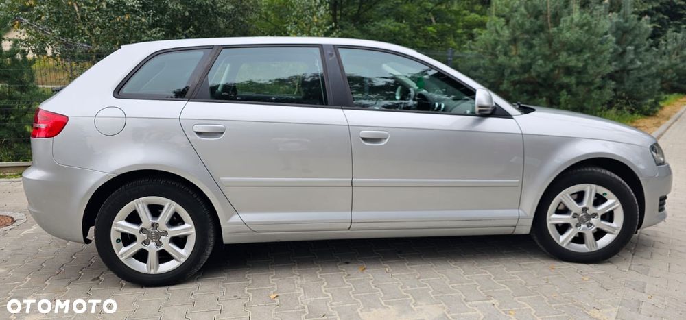 Audi A3 Sportback 1.8 TFSI Attraction - 12