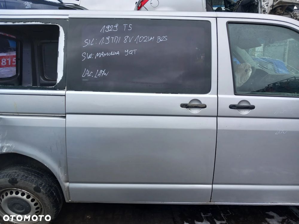 VW T5 DRZWI PRAWE BOCZNE PRZESÓWNE KOLOR: LA7W - 1