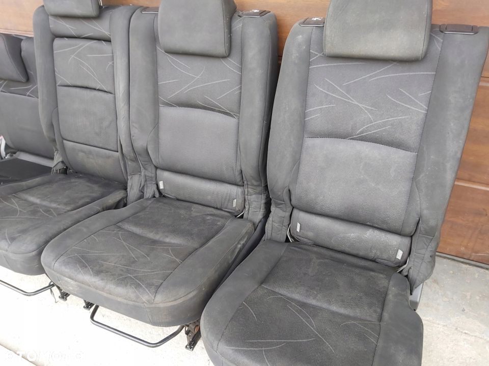 Toyota Verso 09 fotel kanapa tył Van pasy - 6