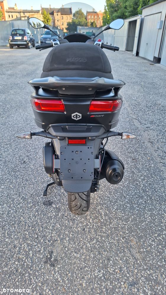 Piaggio MP-3 - 9