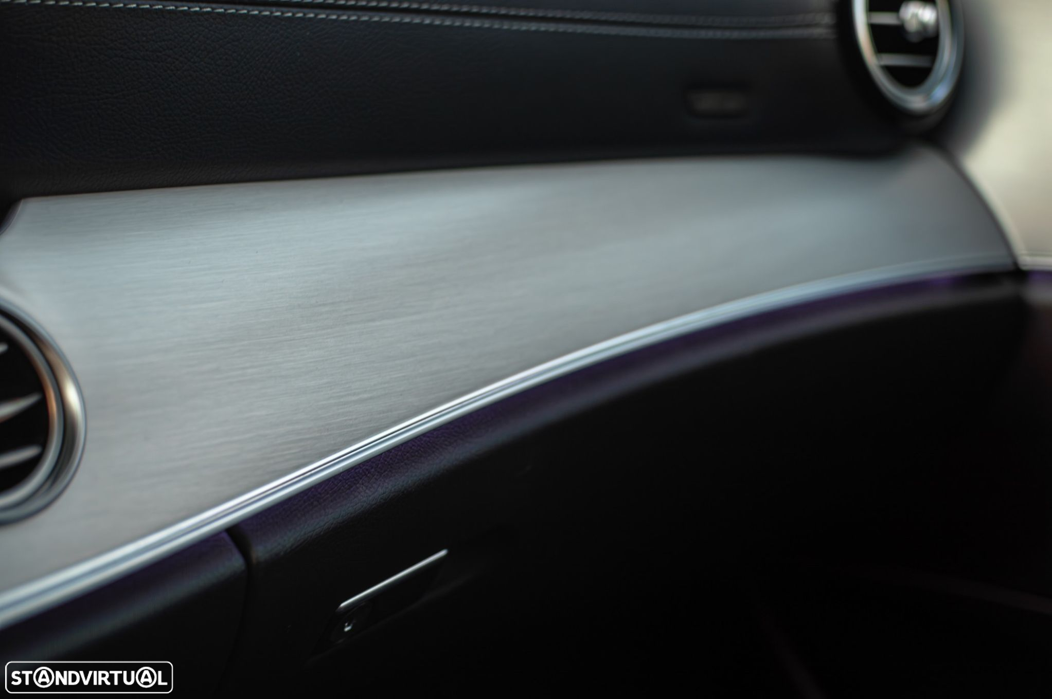 Mercedes-Benz E 300 - 36