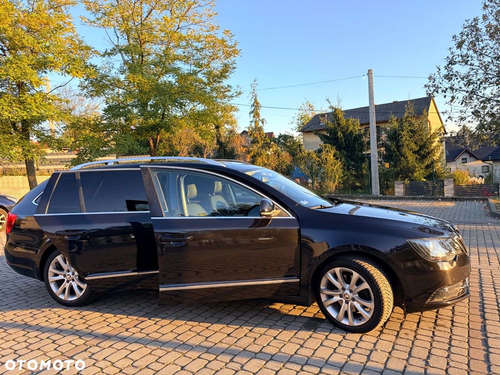 Skoda Superb 2015 photo 5