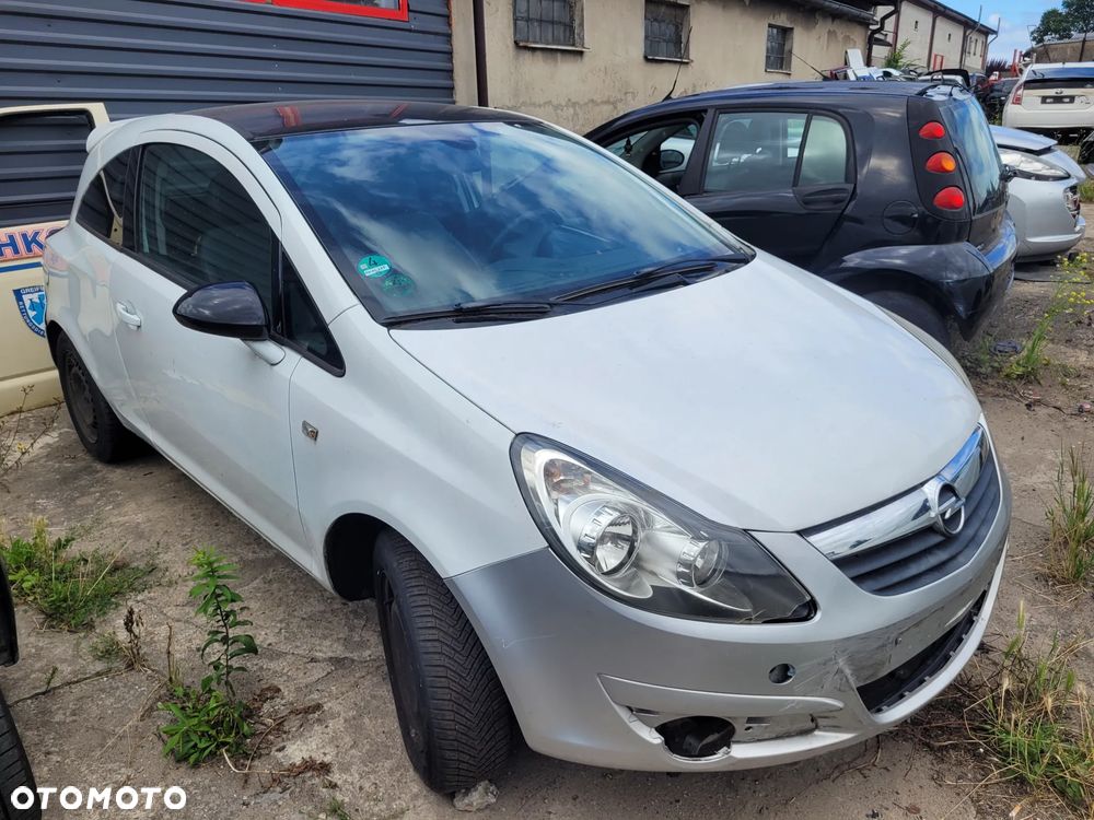 Opel Corsa - 2