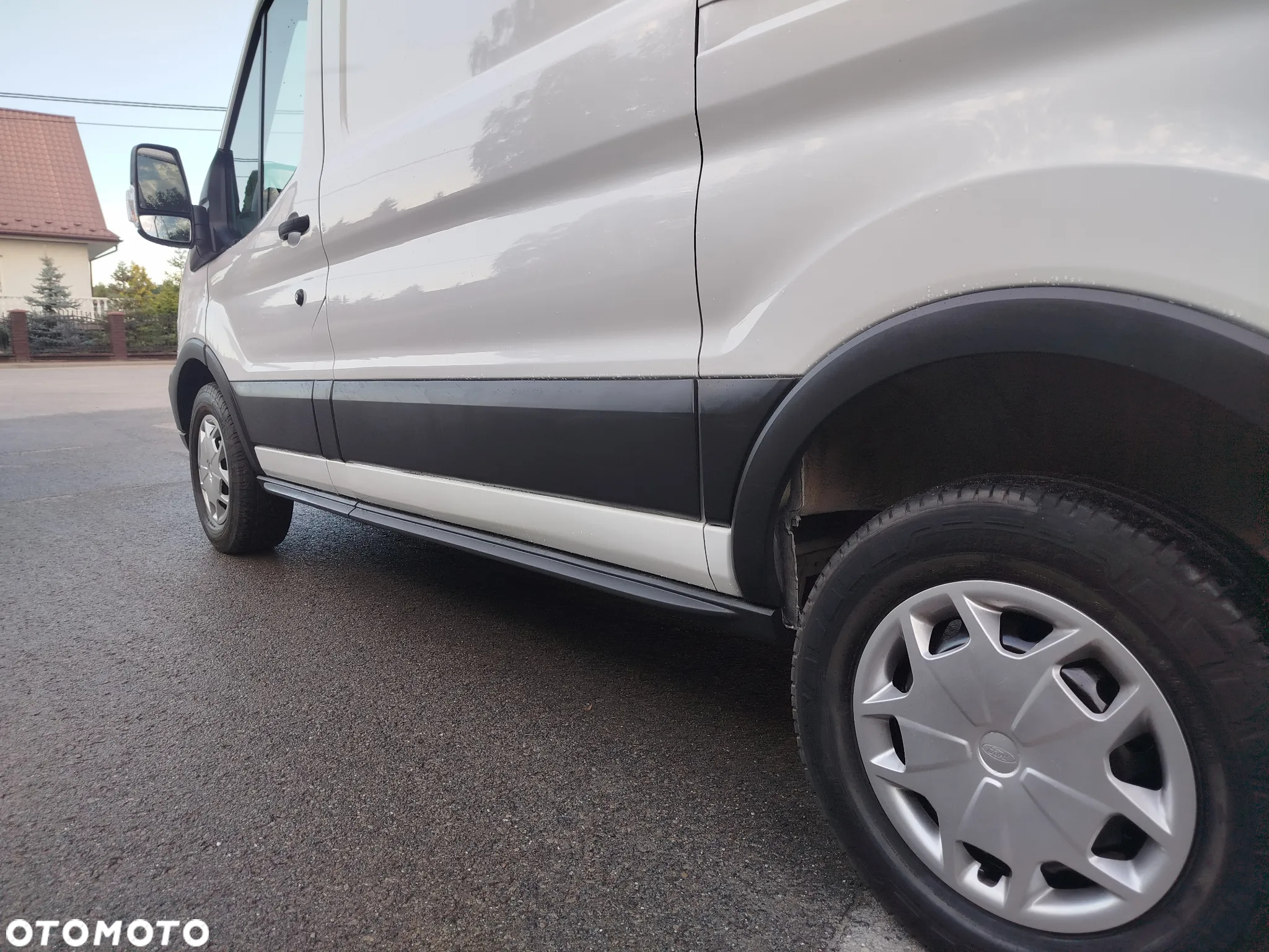 Ford Transit L2H2 ŚREDNIAK KLIMA 2.0TDCI - 18