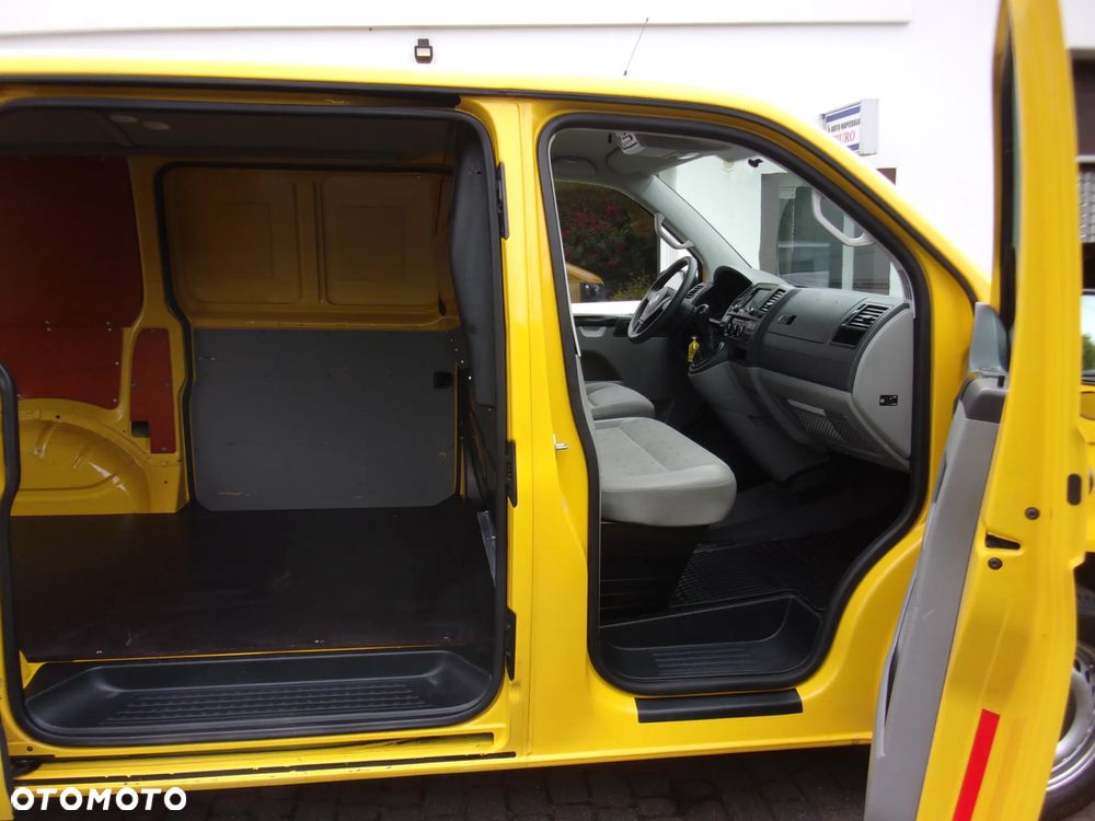 Volkswagen Transporter T5 - 6