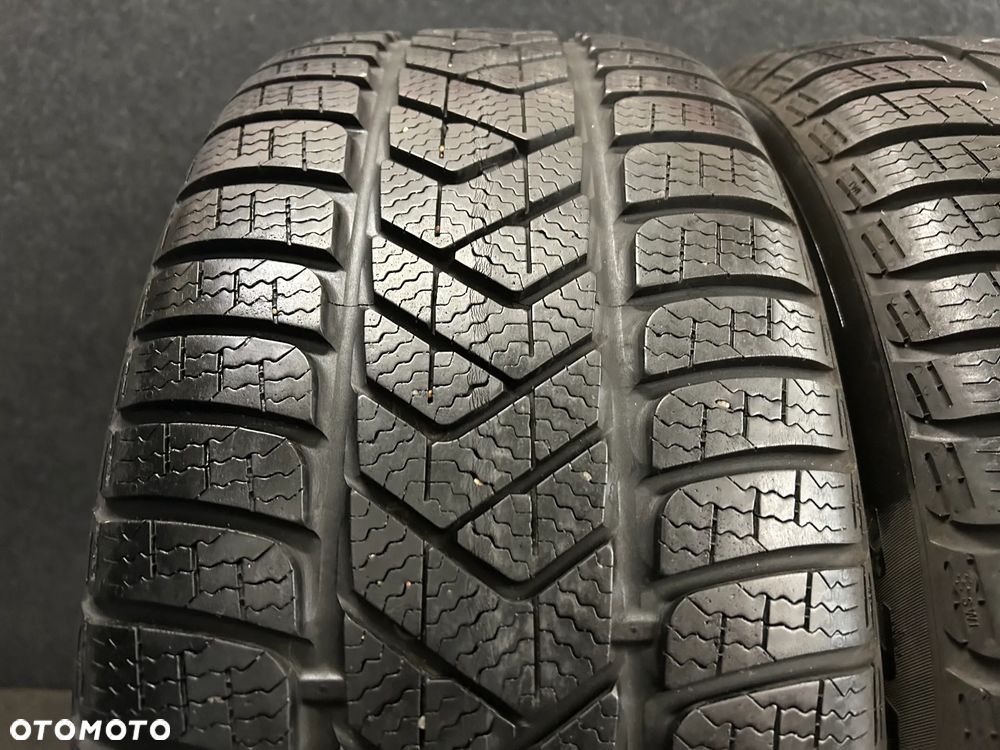 Opony zimowe Pirelli Winter SottoZero 3 235/50/18 101V XL 2 szt. - 2