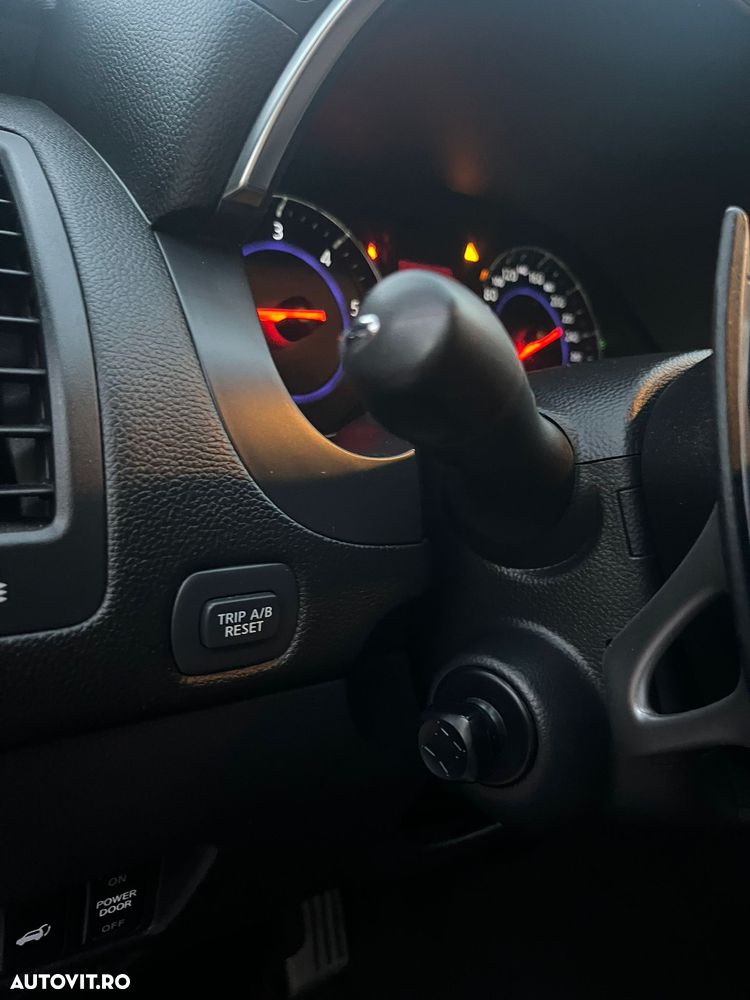 Infiniti FX 30 FX30d AWD Aut. S - 23