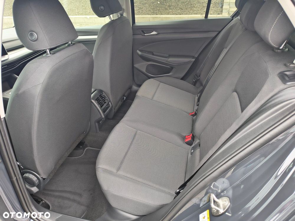 Volkswagen Golf 1.5 eTSI mHEV Pure DSG - 9