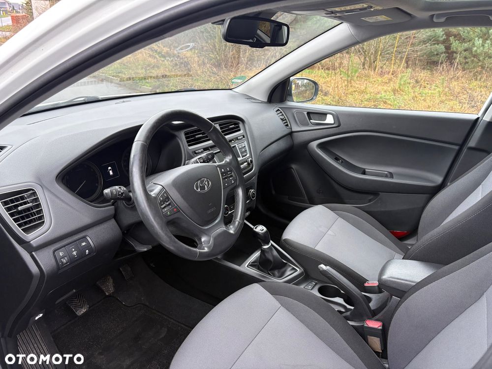 Hyundai i20 1.2 Intro Edition - 7