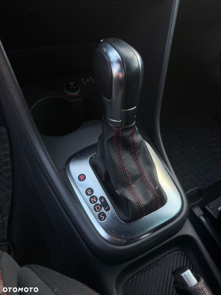 Volkswagen Polo - 14