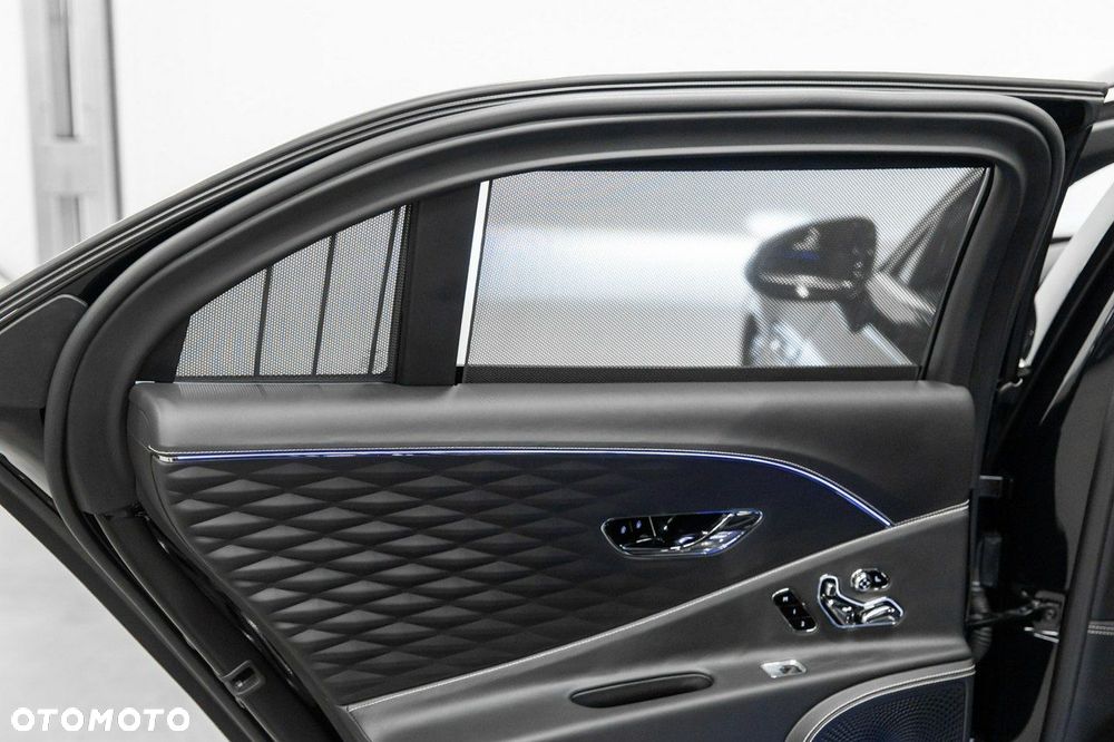 Bentley Flying Spur - 35