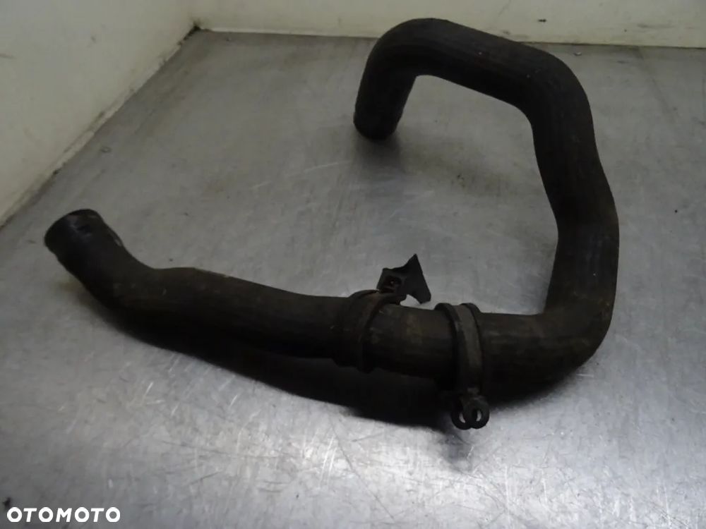 OPEL ASTRA III H KOMBI 2.0T RURA INTERCOOLERA 55560466 - 2