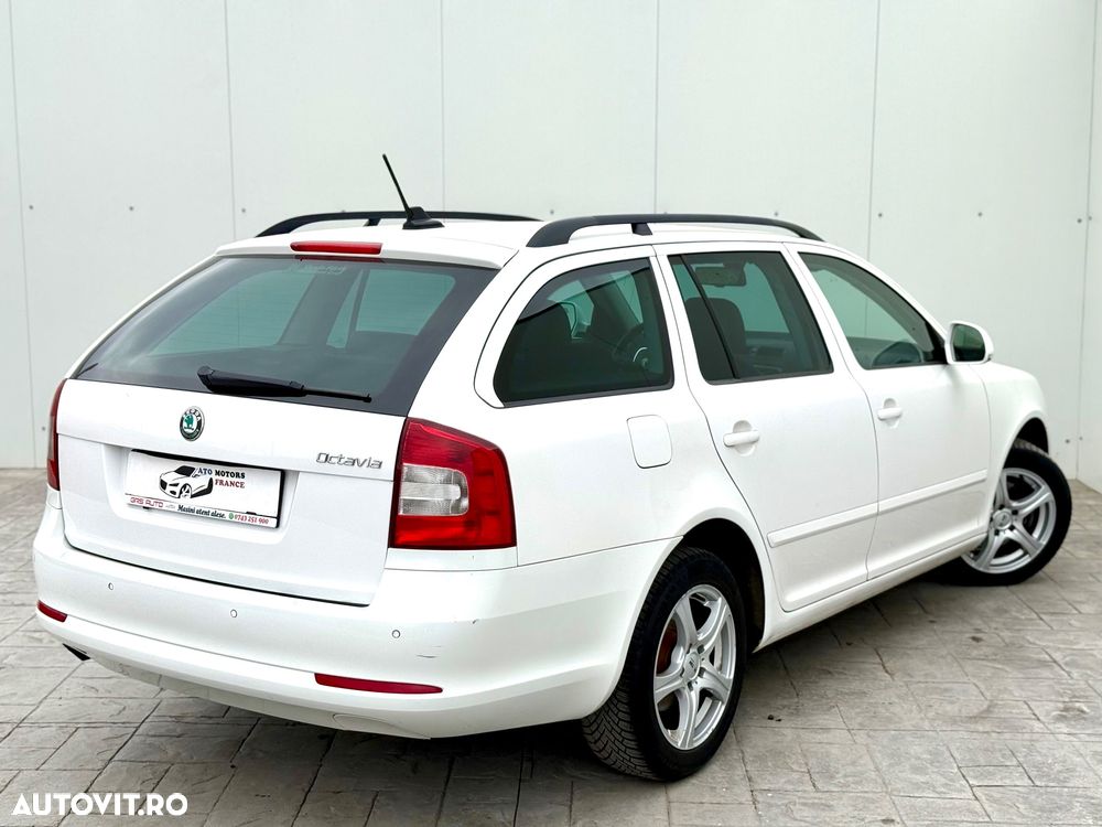 Skoda Octavia 2.0 TDI DPF Ambition - 10