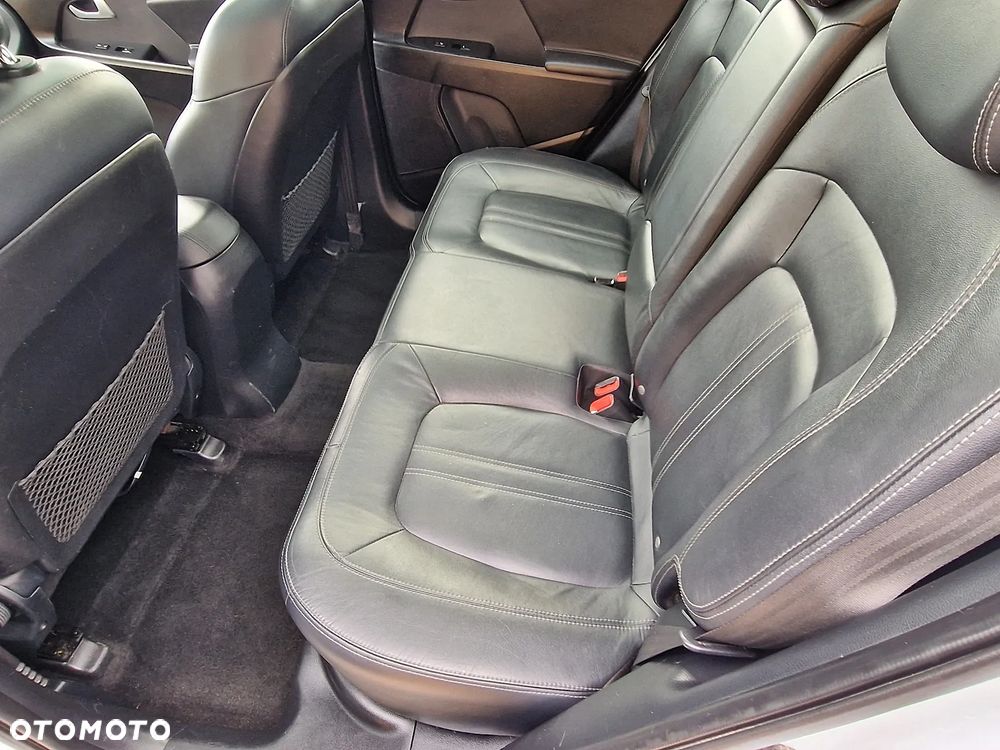 Kia Sportage 1.7 CRDI 2WD Attract - 10