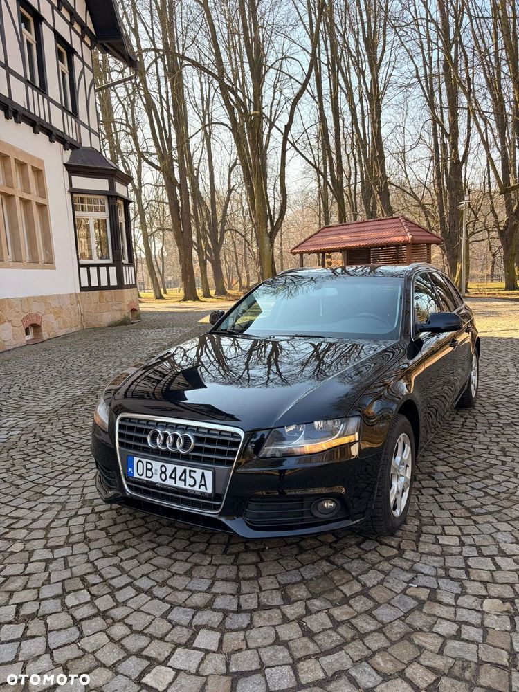 Audi A4 Avant - 1