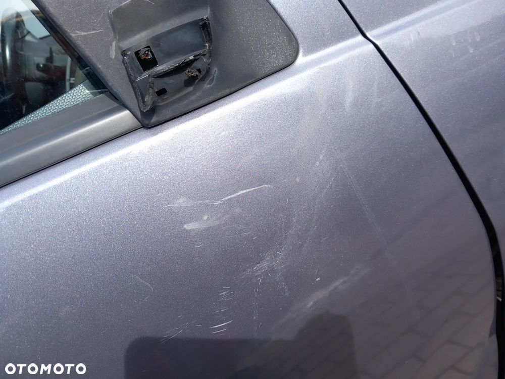 MITSUBISHI OUTLANDER II BŁOTNIK PRAWY PRZEDNI PRAWY PRZÓD KOLOR: A39A - 9
