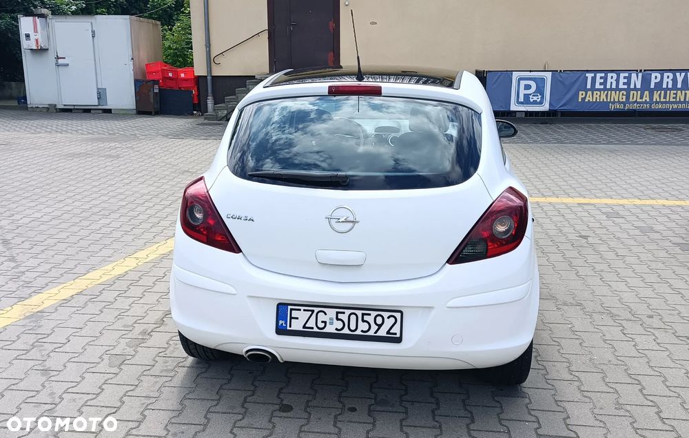 Opel Corsa - 3