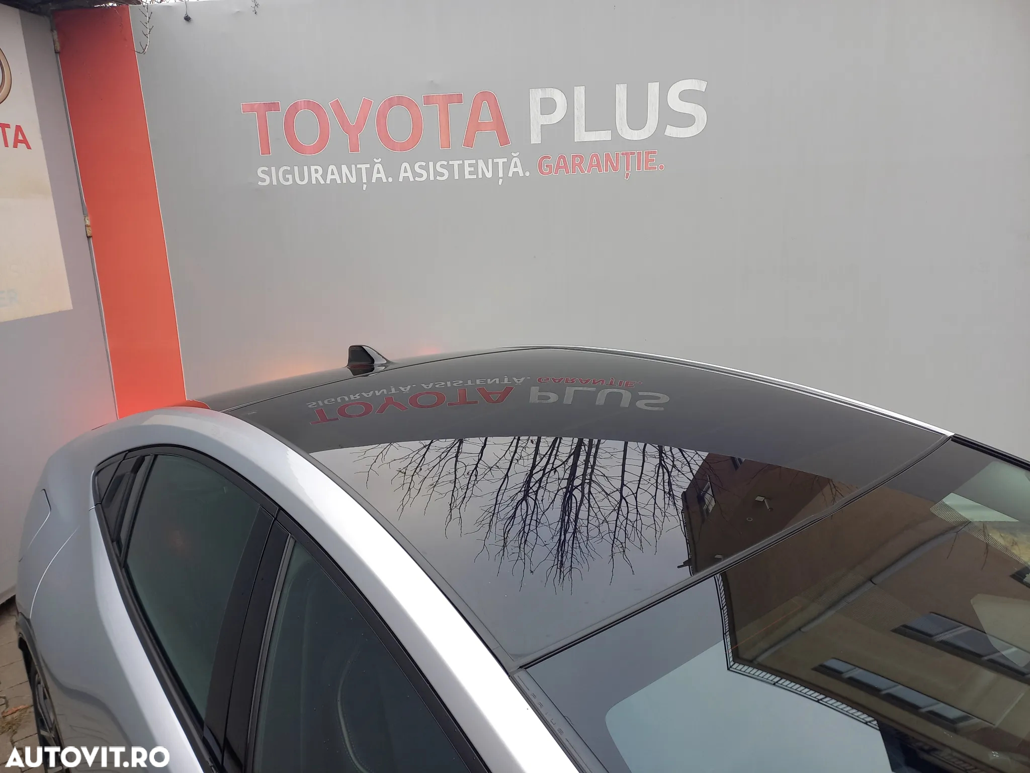 Toyota Prius - 34
