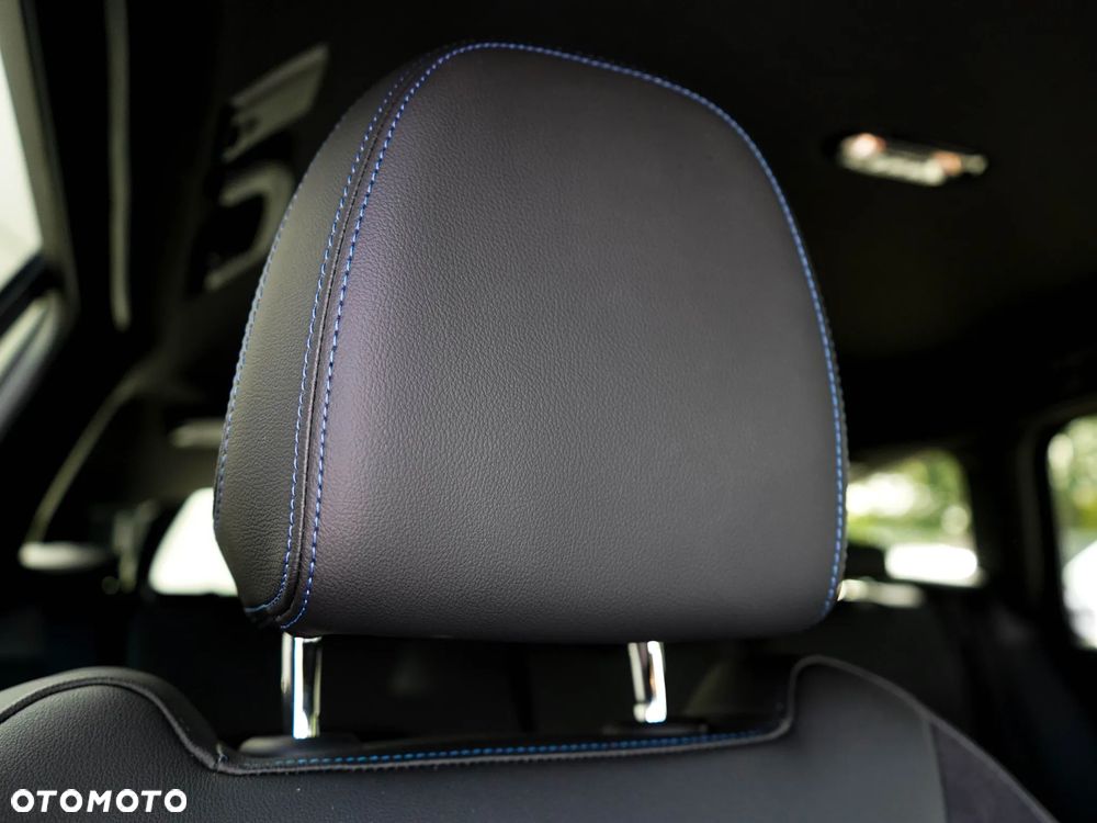 BMW Seria 3 320d xDrive mHEV - 31