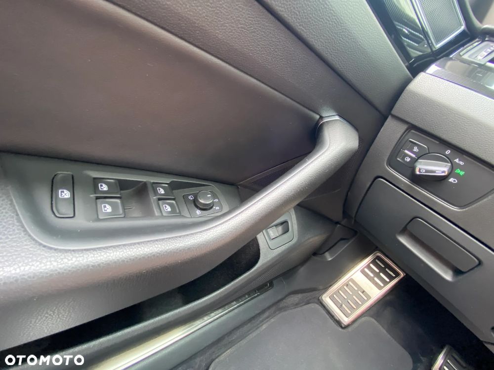 Volkswagen Arteon 2.0 TSI Elegance DSG - 20