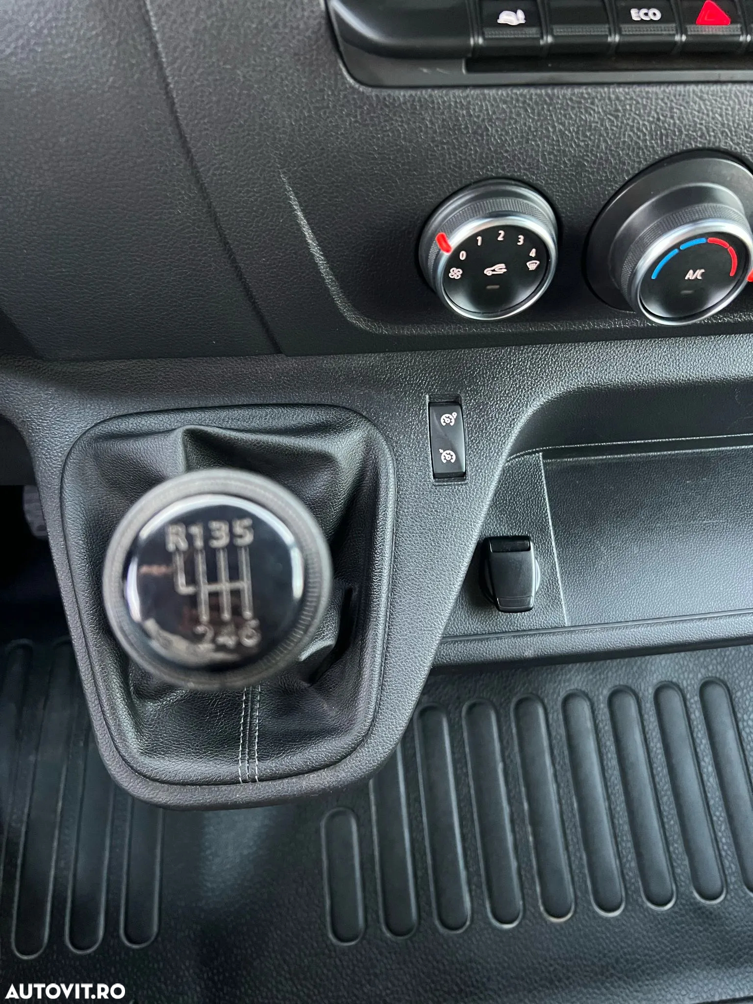 Renault Master dCi 135 L3H2 VA Basis - 12
