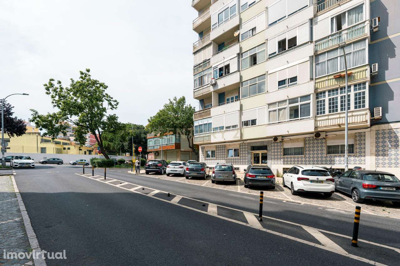 ESPAÇO PARA COMERCIO-ARMAZÉM- SERVIÇOS- QUARTOS INDEPENDENTES-  CULTO - Grande imagem: 2/28