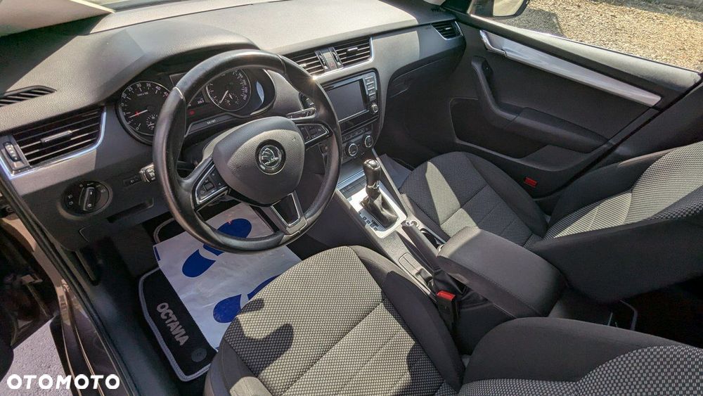 Skoda Octavia - 14
