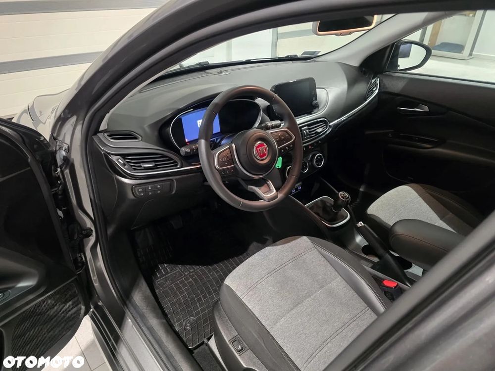 Fiat Tipo 1.0 T3 Cross - 10