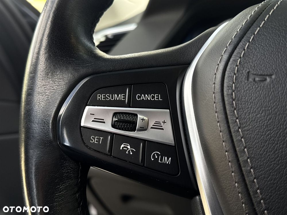BMW X5 xDrive25d - 12