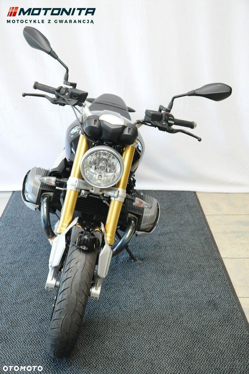 BMW R - 6