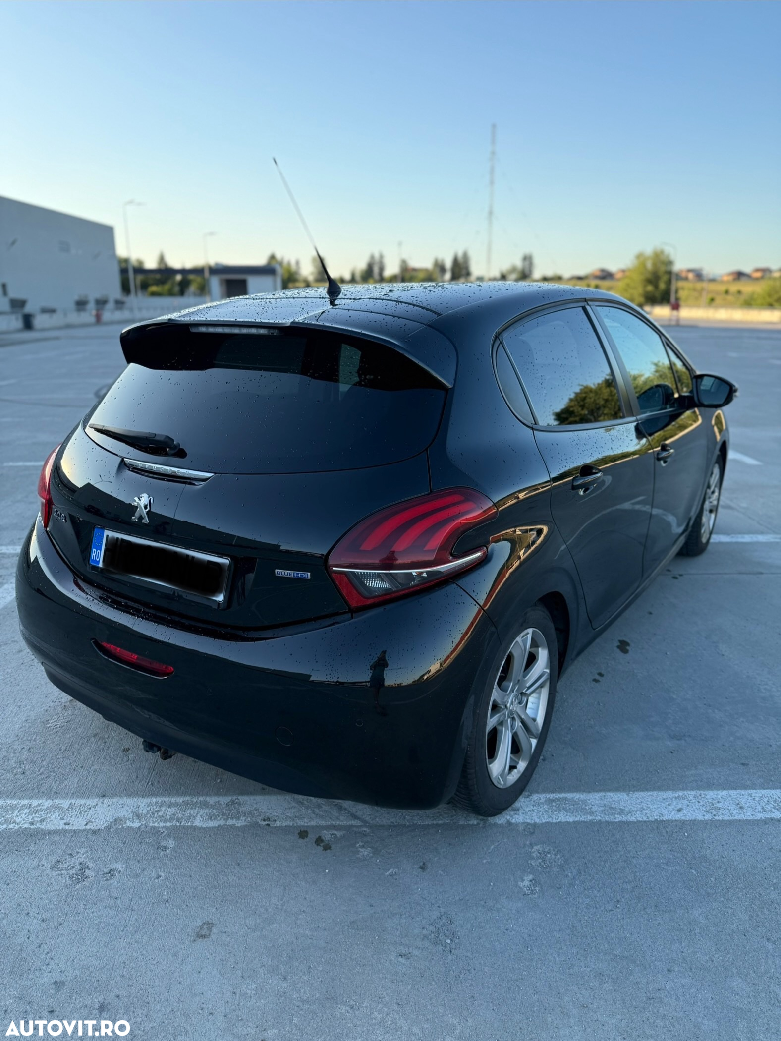 Peugeot 208 - 2