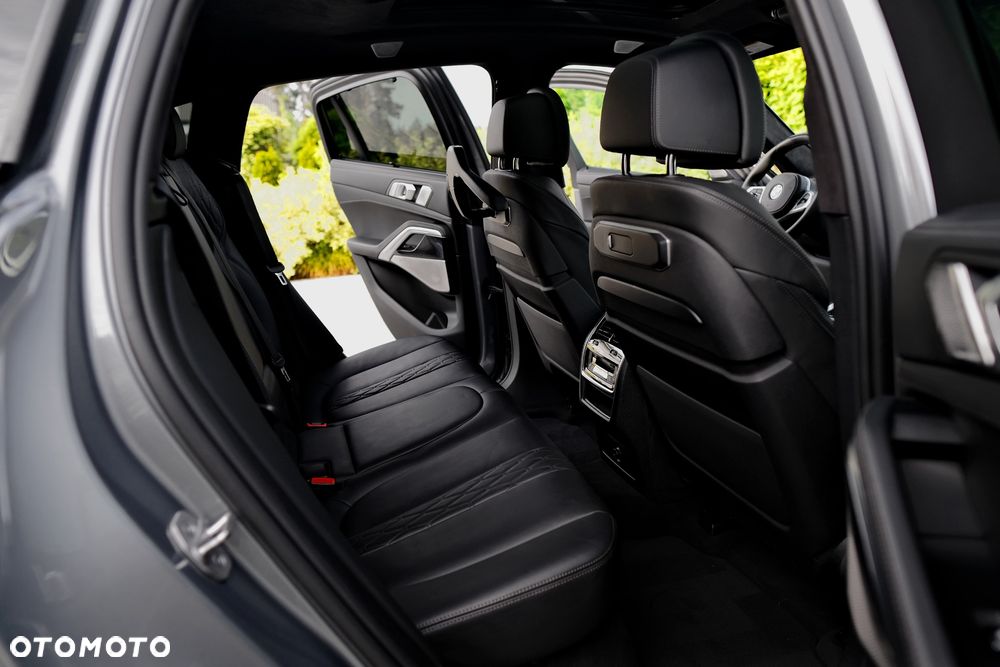BMW X6 M60i mHEV sport - 33