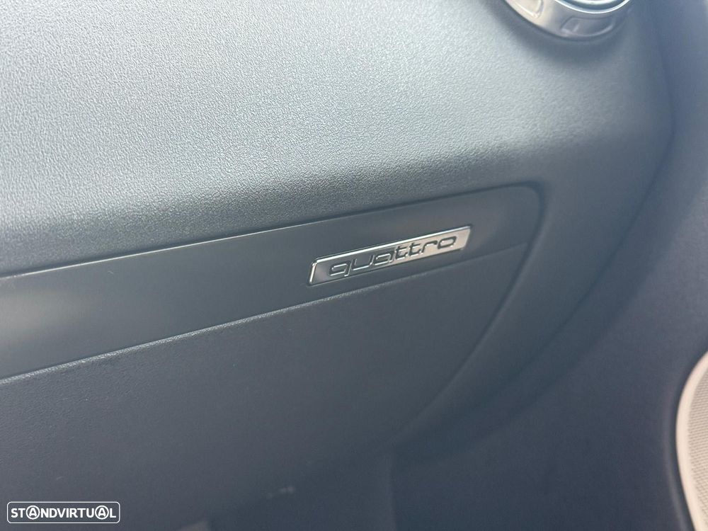 Audi TT Coupé 2.0 TDI quattro S-line - 16