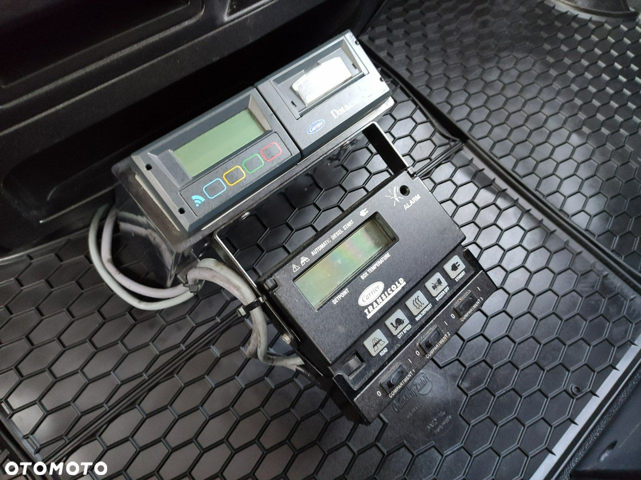 Iveco Daily 70C17 Mroźnia Ściana Grodziowa Multitemperatura - 14