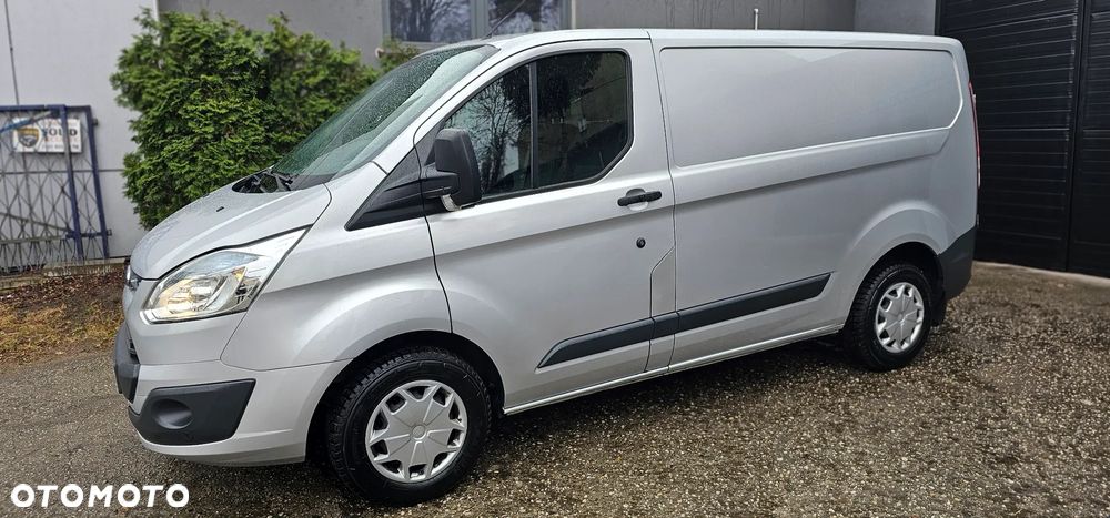 Ford TRANSIT CUSTOM - 3
