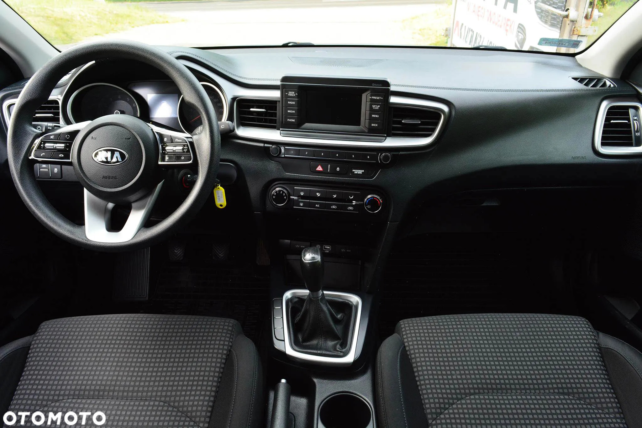 Kia Ceed 1.4 S - 12