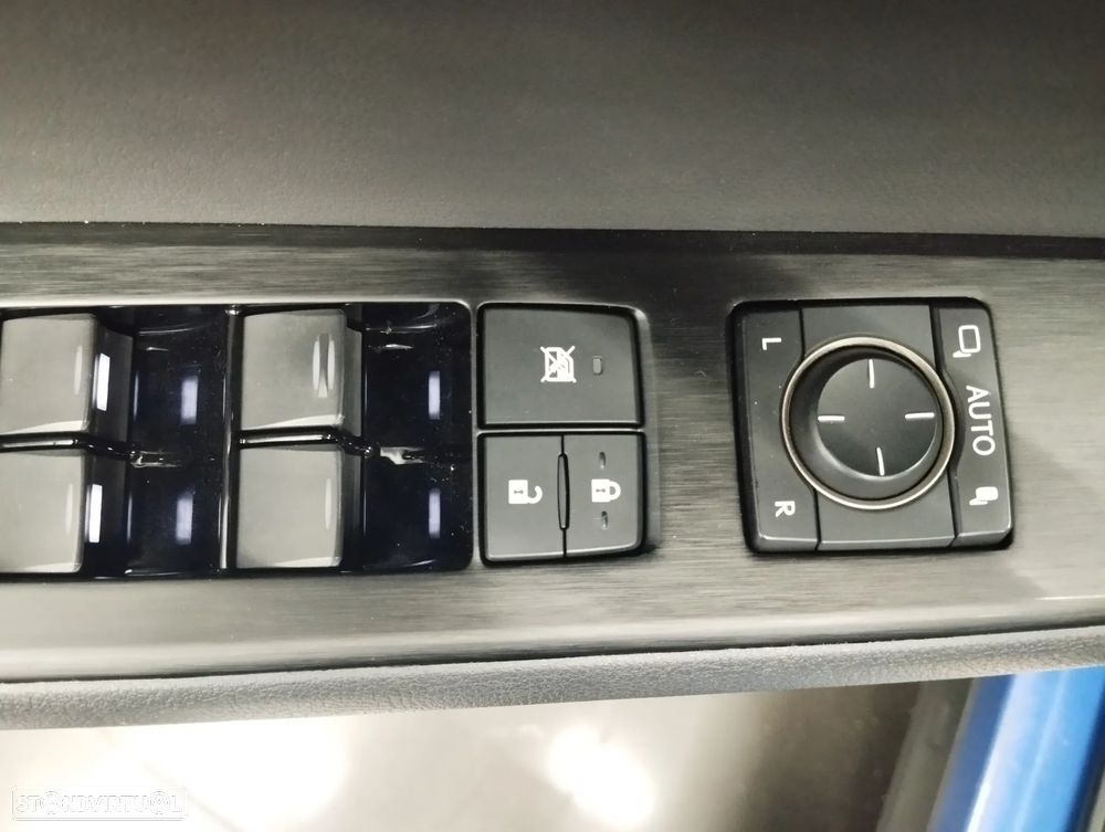 Lexus UX 300e Executive+ - 26