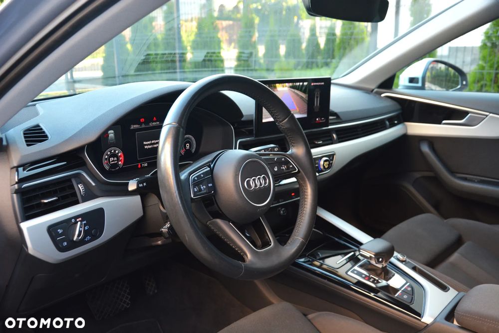 Audi A4 Avant 35 TFSI S tronic - 17